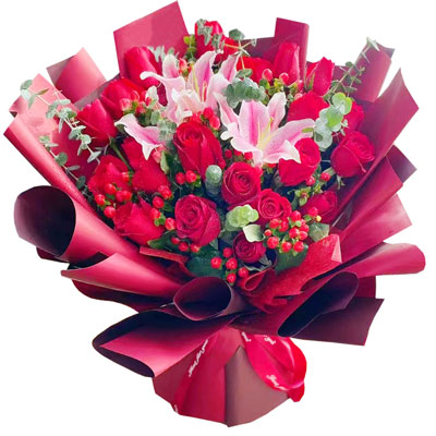 惠州22朵红玫瑰百合，爱的火焰